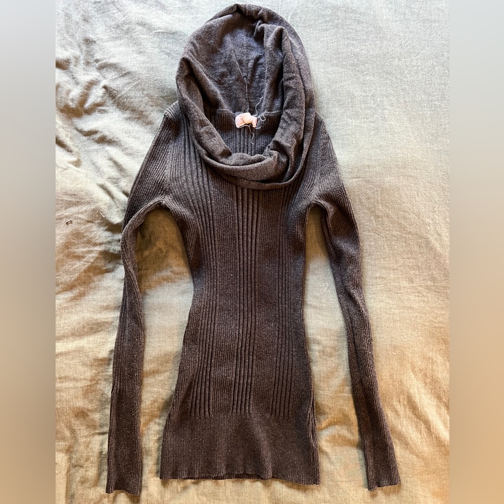 Pink Republic Dark Charcoal Gray Ribbed Cowl Neck Sweater in Small